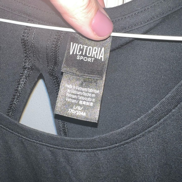 Victoria Secret Workout Shirt - Picture 4 of 4